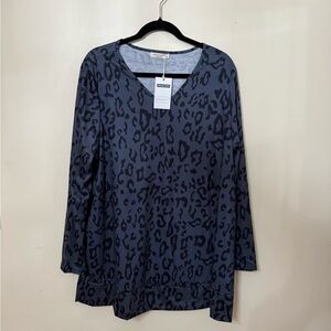 Elegant Animal Print Long Sleeve Top